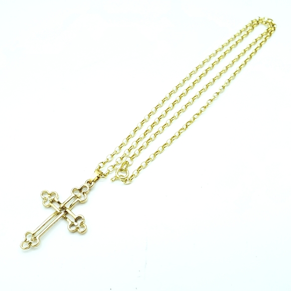 14k Yellow Gold Cross Pendant with Chain - Picture 1 of 3